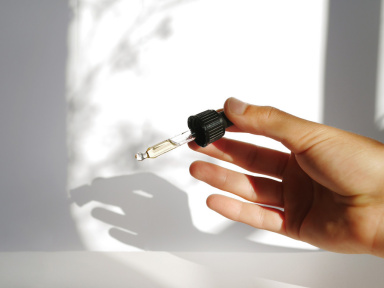 Insolite : des influenceurs partagent leurs recettes gourmandes au CBD