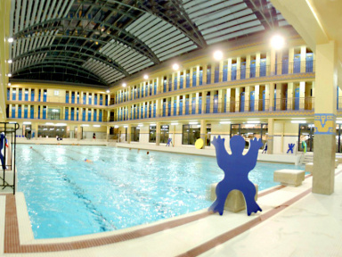 La piscine de l'espace Pailleron à Paris