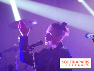 Vök en concert au Point Ephémère à Paris