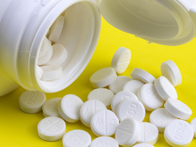 Covid : Pfizer dévoile son premier traitement oral contre le virus