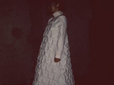 Nuit Blanche 2023 : parade de Nefeli Papadimouli au Centre d'art contemporain d'Ivry (94)