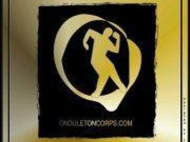 Onduletoncorps sous la coulée verte tout l'été!!! au Viaduc café