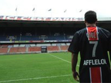 Giuly penche pour le Championnat