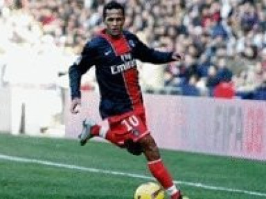 Souza souhaite revenir