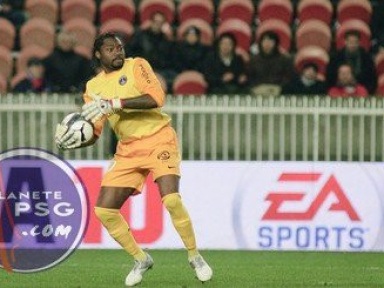 Monaco : Edel dans les buts