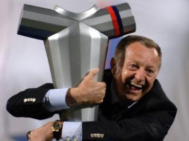 Aulas accorde son soutien à Leproux