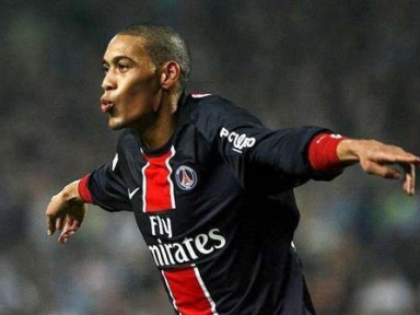 Un nouveau club veut Hoarau