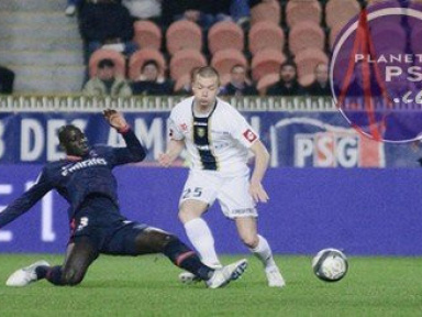 Sakho suivi par le grand Barça ?