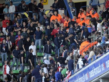 Caen : Un steward parisien porte plainte