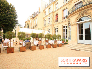 Dîner dans les jardins de la Maison de l'Amérique Latine