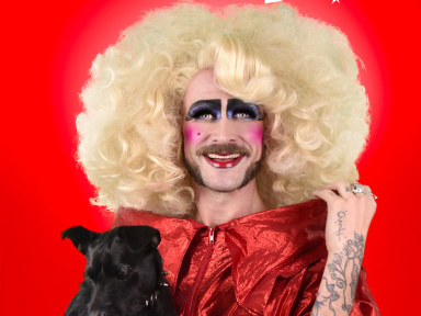 Lolla Wesh : un stand-up drag hors du commun au Théâtre du Marais 