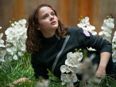 Uglies : Joey King dans un thriller futuriste sur la chirurgie esthétique à découvrir sur Netflix