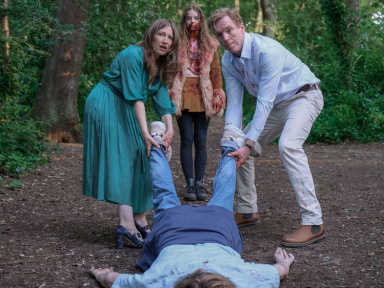 Les Radley : quand une famille modèle cache un sombre secret