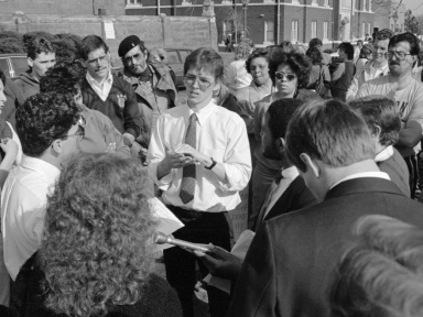 Deaf President Now! : documentaire sur Gallaudet et les droits civiques