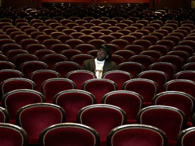 Noir, Juif et Borgne : l’odyssée Sammy Davis Jr. au Café de la Danse