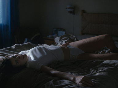 CREATURA de Elena Martín Gimeno : Exploration intime de la relation avec son corps