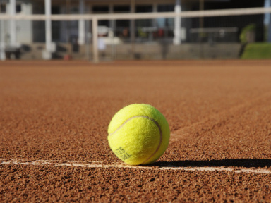 Paris : Des terrains de tennis extérieur disponibles sur Anybuddy 