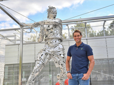 Une statue de Rafael Nadal inaugurée au stade Roland-Garros 