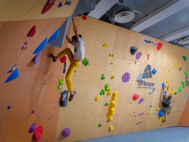 Arkose Didot, la nouvelle salle d'escalade du 14e, lieu de vie éco-responsable 