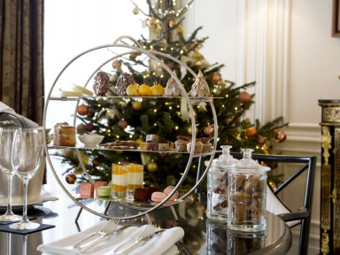 Le tea time de Noël 2018 de La Réserve Paris - Hotel & Spa