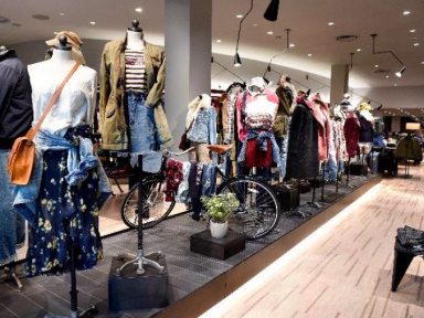 Le second Abercrombie & Fitch de France ouvre à Parly 2