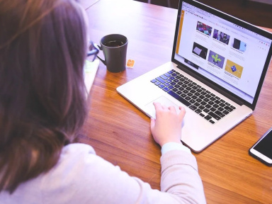 Confinement : Les dispositifs pour aider les étudiants à Paris