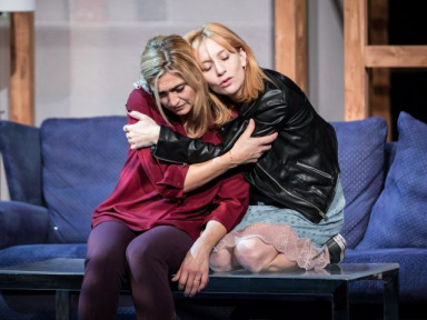 Rabbit Hole au Théâtre des Bouffes Parisiens