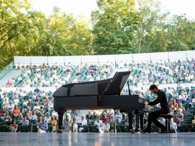 Gala du Mémorial de la Shoah en ligne : le récital du pianiste Adam Laloun
