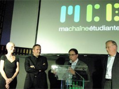 Ma Chaîne Etudiante crée l'événement au Salon de l'Education 2009