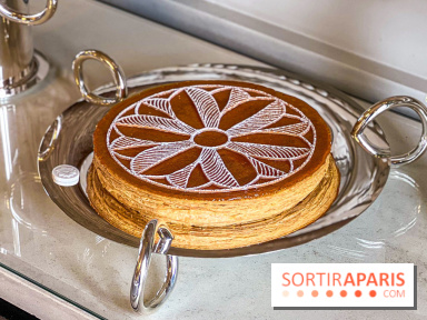 Amande, Vanille & Praliné Spéculoos la galette des rois 2026 de Matthieu Carlin à l'Hôtel de Crillon
