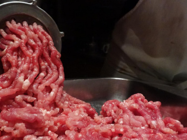 Santé : les magasins Aldi rappèlent de la viande hachée suspectée de contenir la bactérie E.Coli