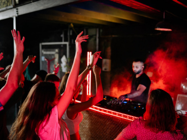 Le Jardin Privé se déchaîne ! : la soirée dance party du Novotel Paris Les Halles