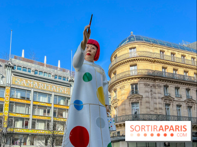La gigantesque Yayoi Kusama devant le siège de Louis Vuitton, en face de la Samaritaine