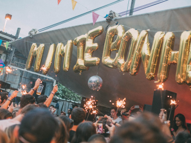 Mamie-Bonheur : Sors de ta yourte, et viens danser à la Ferme du Bonheur