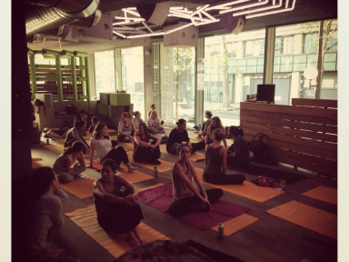 WORKSHOP & YOGA @ WANDERLUST