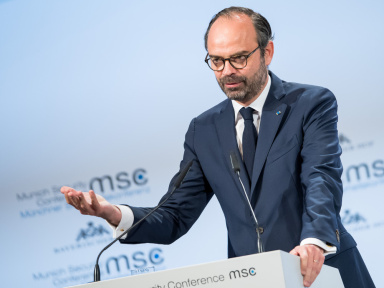 Les Français veulent garder Edouard Philippe mais sont favorables à un remaniement