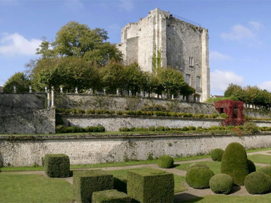 Nuit des Châteaux 2020 : le Donjon de Moret sur Loing (77)