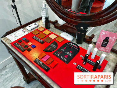 Fête des Mères 2022 : un atelier beauté pour apprendre à se maquiller entre mère et fille