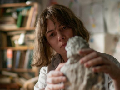 Showing Up : le drôle de portrait d'une artiste à la vie chaotique - Avis et bande-annonce