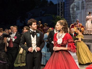 La Belle et la Bête, le nouveau spectacle son et lumières au Château des Cèdres de Montfermeil