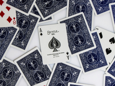 Chez Mayette, le grand magasin de magie parisien où shopper de belles idées de tours