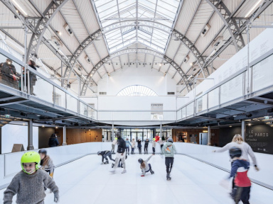 Patinez en famille au cœur du Pavillon de l'Arsenal pendant les vacances de Noël 2022