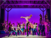 Dirty Dancing : la comédie musicale arrive au Dôme de Paris avec une nouvelle version française 