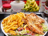 Chouchou Paris : Le temple de la grillade au feu, du kebab et de la crêpe XXL débarque à Strasbourg-Saint-Denis