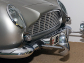 L’Aston Martin DB5 de Goldfinger exposée à Beaulieu