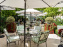 Le Tea time du Bristol Paris par Yu Tanaka