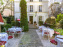 Terrasse de l'Hôtel Particulier, le jardin verdoyant au cœur de Montmartre - photo