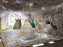 Une double exposition mode à la Galerie Dior et à la Fondation Azzedine Alaïa, à Paris