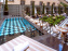 La terrasse jardin du Sax Hotel avec piscine - les photos