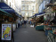 Le marché Poncelet, le marché original sous forme de rue gourmande dans le 17e arrondissement